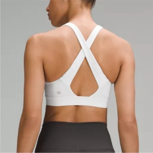 Size 4 Lululemon White Envital Sports Bra B/C Cup Cross back with Padding Pads - Picture 5 of 13